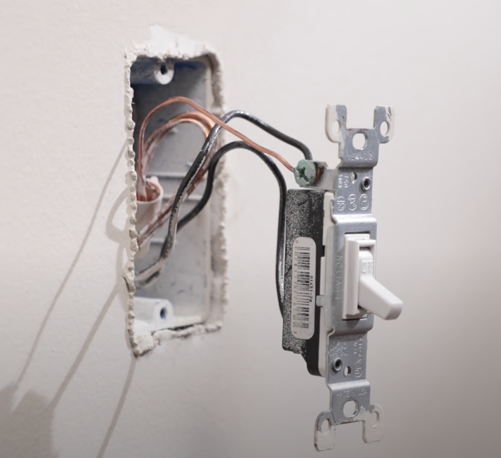 Switch grounding
