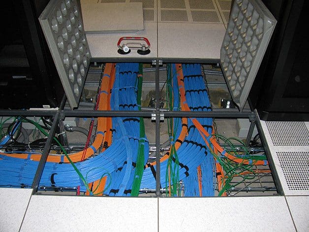 IT room underfloor cabling