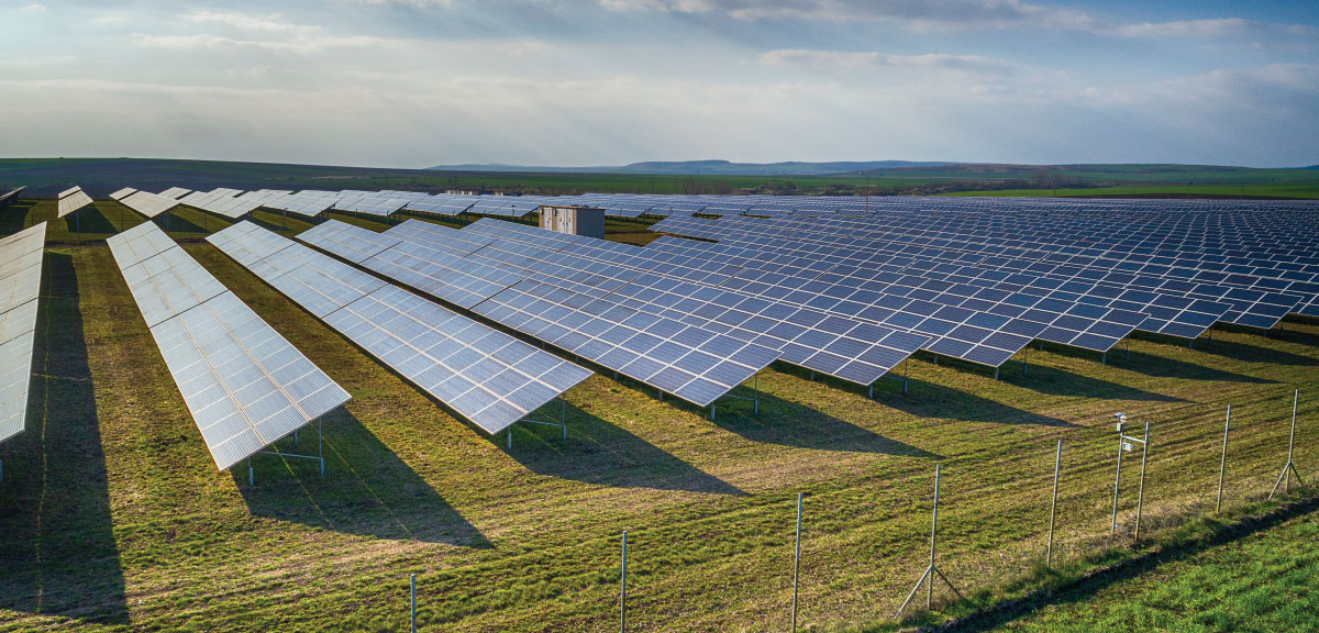 Utility-scale PV field